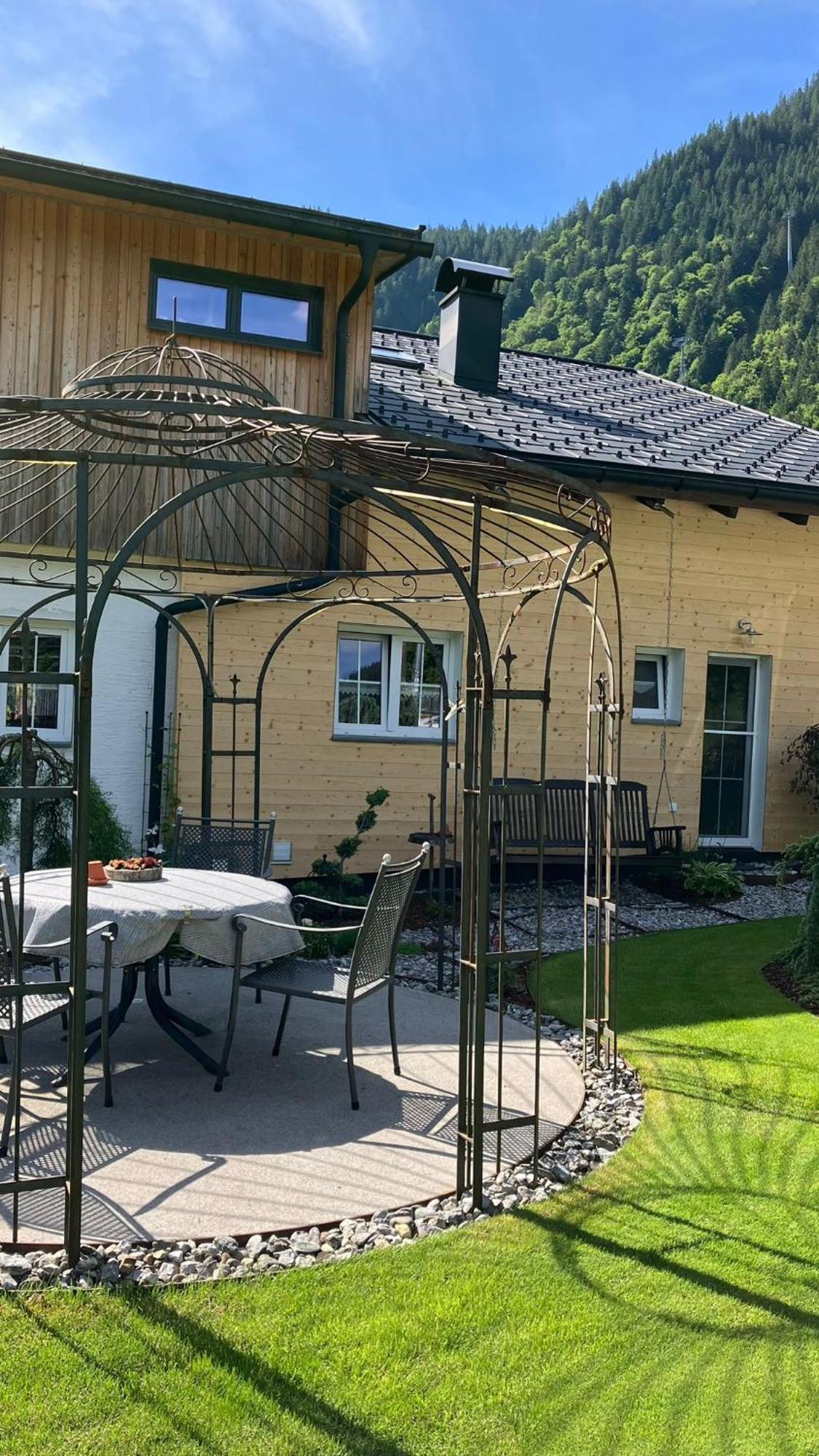 Haus Idili Apartment Sankt Gallenkirch Bagian luar foto